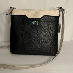 Nine West Black and Cream Crossbody Bag.